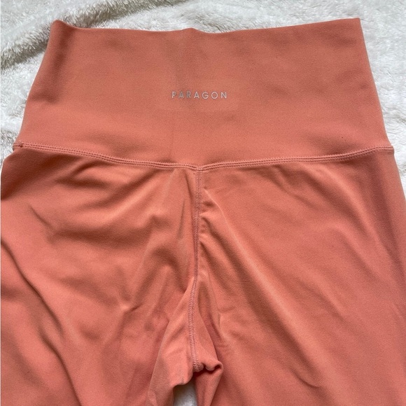 PARAGON Coral Leggings - Picture 2 of 4